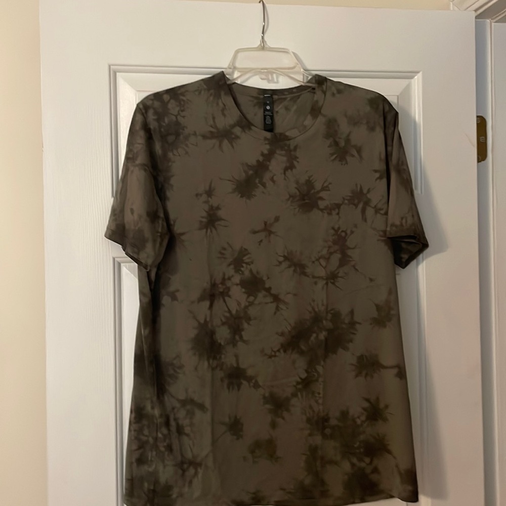 Mens Lululemon T-shirt